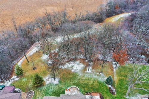 887 Red Hawk Dr, Antioch, IL 60002-2850
