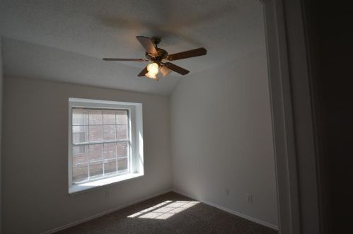 4620 Mustang Dr, Fort Worth TX  76137-5638 exterior