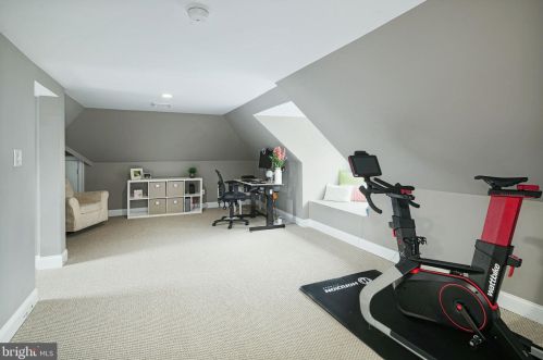 308 Linden Ave, Tavistock NJ 08033-2519 exterior