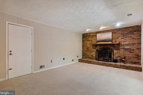 2417 Laurelwood Ter, Silver Spring MD 20905-6419 exterior