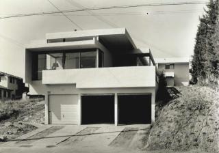 2721 Waverly Dr, Los Angeles CA  90039-2726 exterior