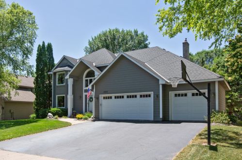 13615 Garrett Ave, Saint Paul MN  55124-7647 exterior