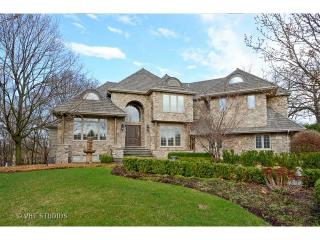 207 Settlers Ct, Naperville, IL 60565-5436