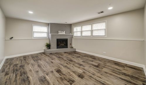 439 Rothbury Dr, Lemont IL  60440-2249 exterior