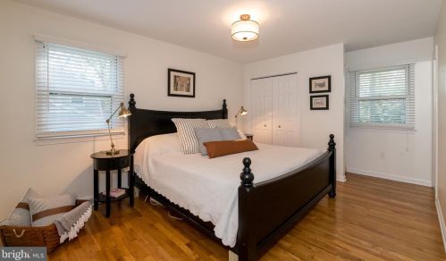 185 Berrywood Dr, Severna Park MD 21146-2030 exterior