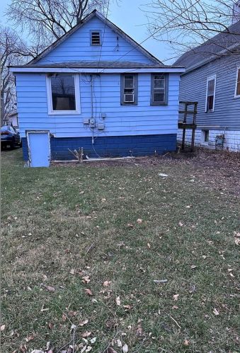 666 Forsythe Ave, Calumet City, IL 60409-4228
