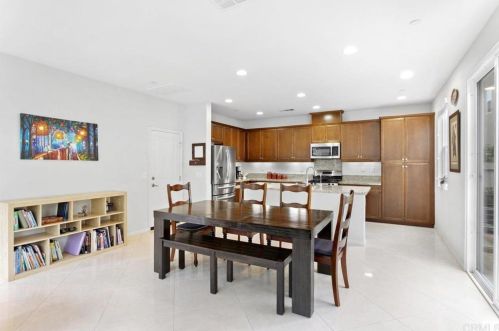 1359 Dolomite Way, San Marcos CA  92078-2824 exterior