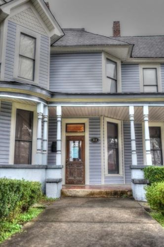 319 Selvidge St, Dalton, GA 30720-3108