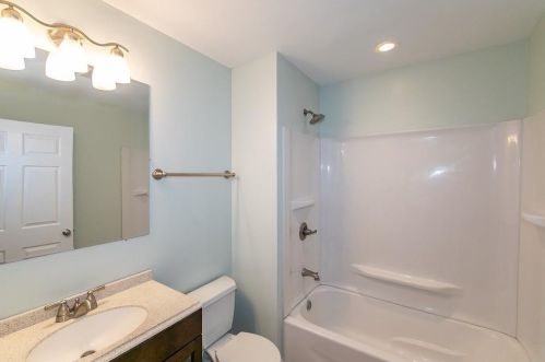 2829 Horse Shoe Dr, Atlanta GA  30316-4219 exterior