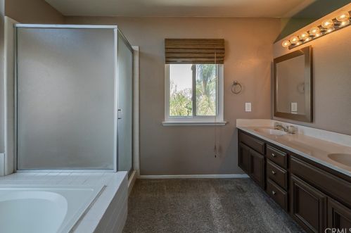 20520 Bloomfield Rd, Riverside CA  92508-2916 exterior