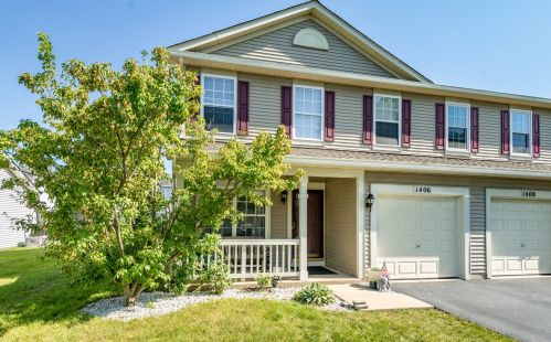 1406 Plantain Dr, Minooka, IL 60447-8210