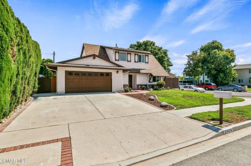 2404 Lukens Ln, Simi Valley, CA 93065-4909