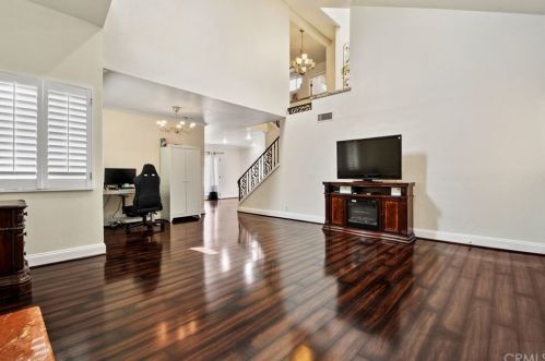 58 Riverstone, Irvine, CA 92606-7605
