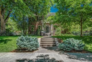 1934 Forest Pkwy, Denver, CO 80220-1337