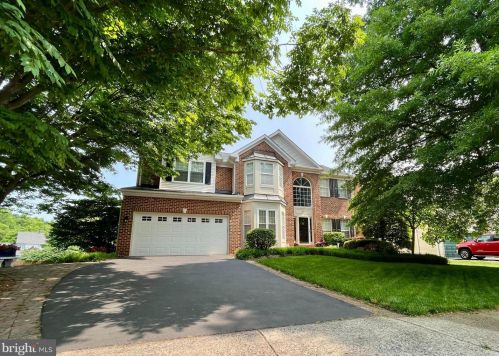 311 Riding Trail Ct, Leesburg, VA 20176-2054
