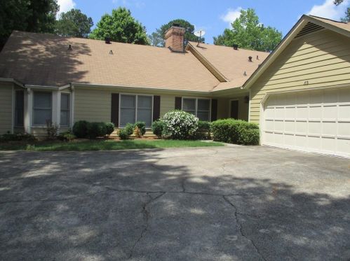 113 Great Oaks Ln, Roswell, GA 30075-2954