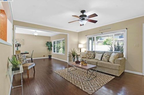 18545 Redwood Rd, Hayward, CA 94546-2362