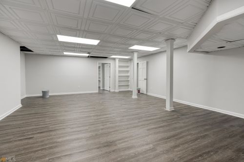 170 Huntcliff Pt, Atlanta GA  30350-1601 exterior