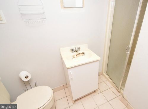 1161 Juniper St, Philadelphia PA  19147-4419 exterior