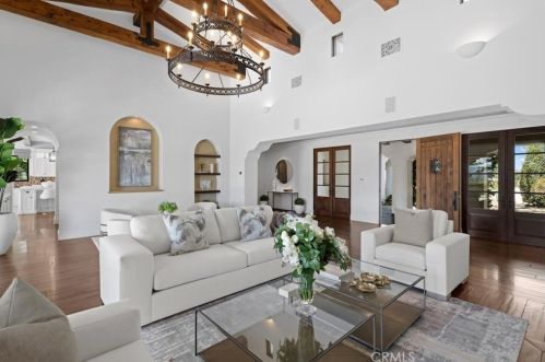 22 Black Falcon, Irvine CA  92603-0420 exterior