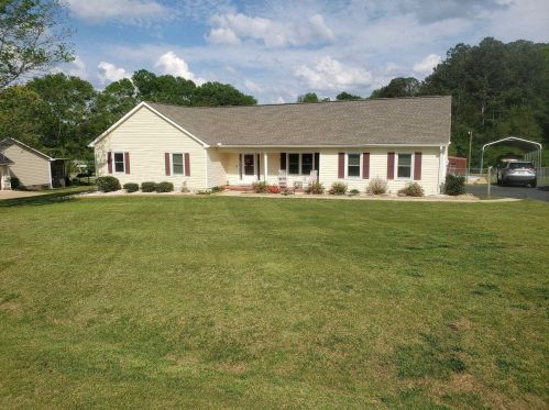 204 Merrill Dr, Lagrange, GA 30241-1492