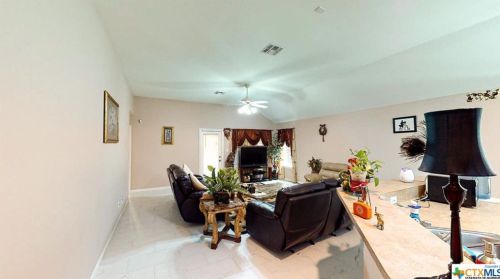 302 Brookwood, Victoria, TX 77901-3826