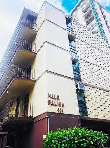 424 Walina St, Honolulu HI 96815-2955 exterior