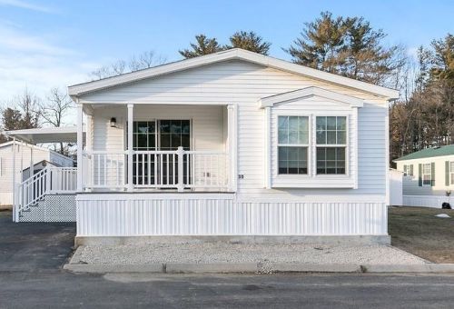 30 Bell Dr, Salem, NH 03079-1304