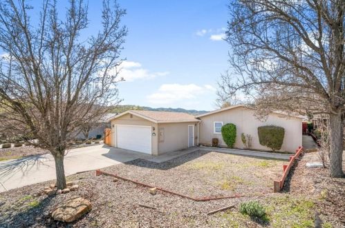4173 Quarterhorse Way, Lake Nacimiento, CA 93446-9807