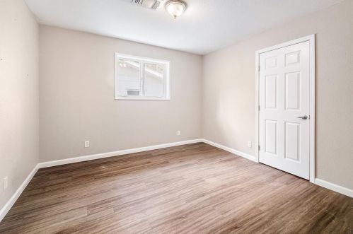 120 Erskine Fry, Seguin TX 78155 exterior