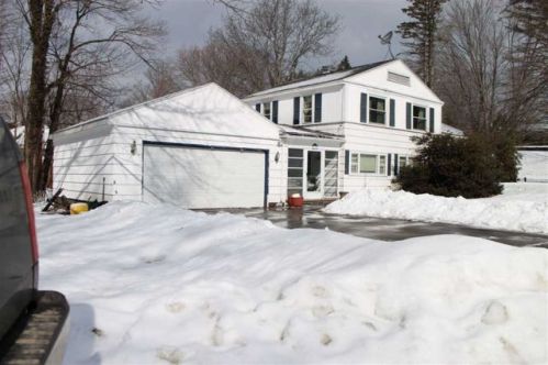 118 Cocheco St, Dover, NH 03820-3506