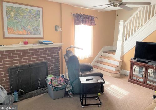1209 Newton Ave, Camden, NJ 08107-1845