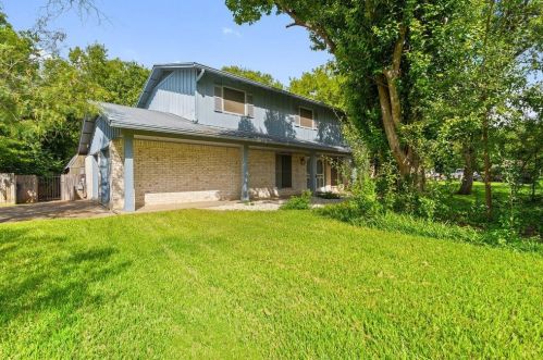 7204 Bucknell Dr, Austin TX  78723-1630 exterior