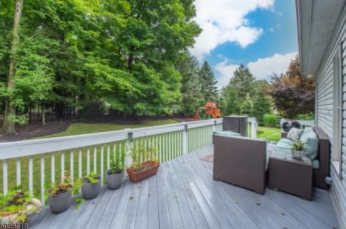30 Marjaleen Dr, Dover NJ  07869-3496 exterior