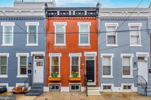 2214 Greenwich St, Philadelphia PA  19146-4207 exterior