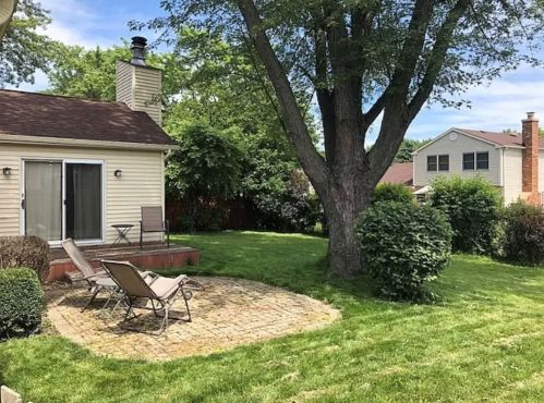 340 Checker Dr, Buffalo Grove IL  60089-1642 exterior