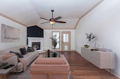 600 Destin Dr, Fort Worth, TX 76131-4255