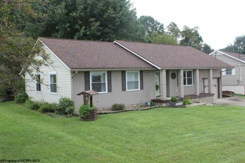 118 Est Dr, Morgantown WV  26508-5945 exterior