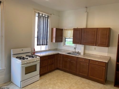 646 Washington St, Hackettstown NJ  07840-2239 exterior