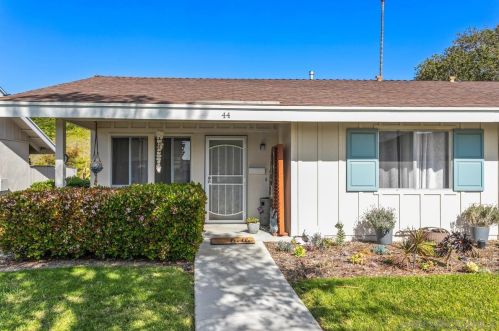 3685 Vista Way, Oceanside, CA 92056-4522