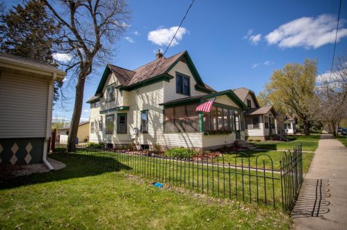 125 18th Ave, Saint Cloud, MN 56303-4547