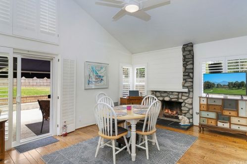 6 Descanso, Irvine CA  92620-1843 exterior