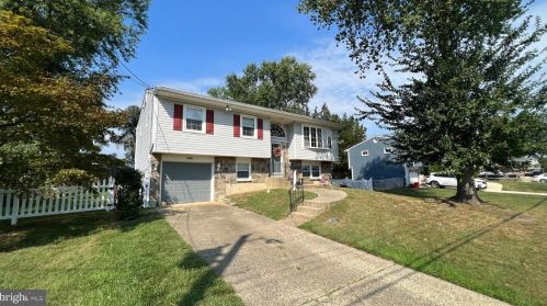 18 Washington Blvd, Stratford, NJ 08084-1019