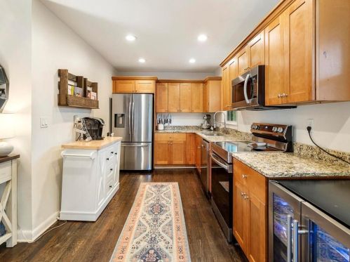 2140 Medfield Trl, Atlanta GA  30345-3010 exterior