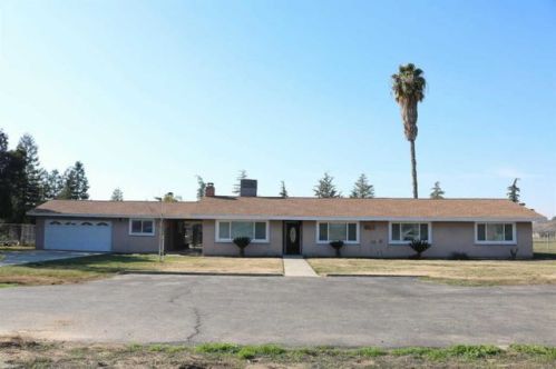 31730 Chelsea Rd, Visalia, CA 93292-9323