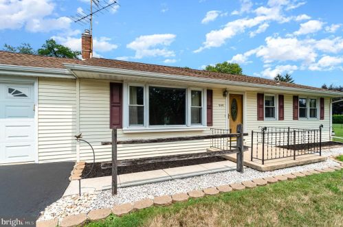 940 Cavalry St, Carlisle, PA 17013-1503
