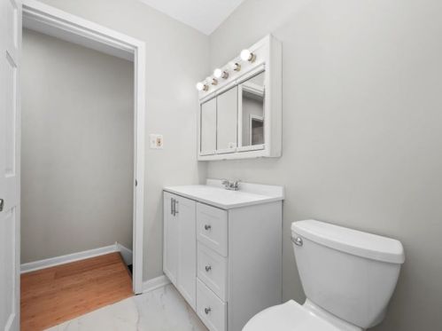 354 Ruth Cir, Lemont IL  60440-1873 exterior