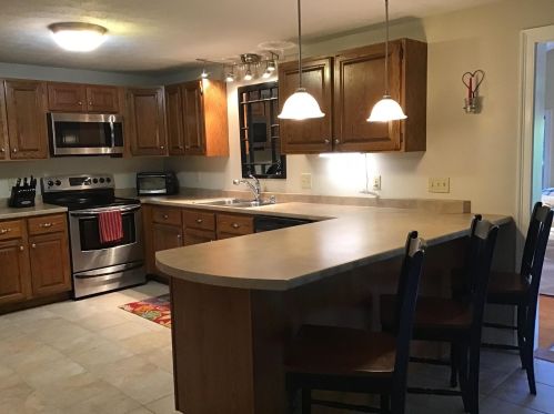9 Blake Farm Rd, Derry, NH 03038-4864