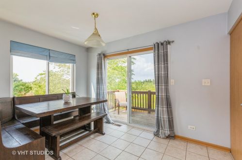 868 Clover Ln, Pingree Grove IL  60140-9116 exterior