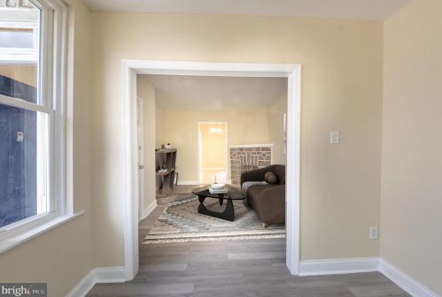 1649 Hunting Park Ave, Philadelphia PA 19140-2826 exterior